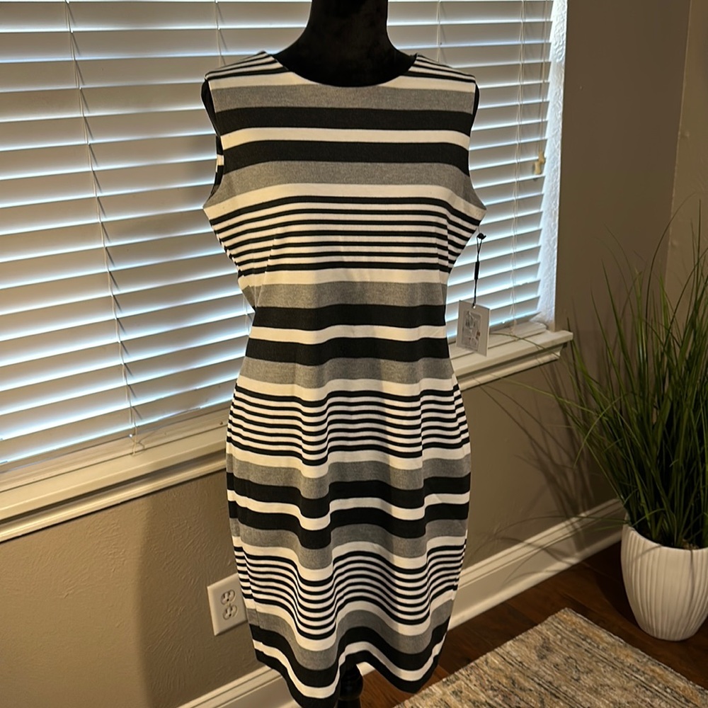 NWT- Calvin Klein dress